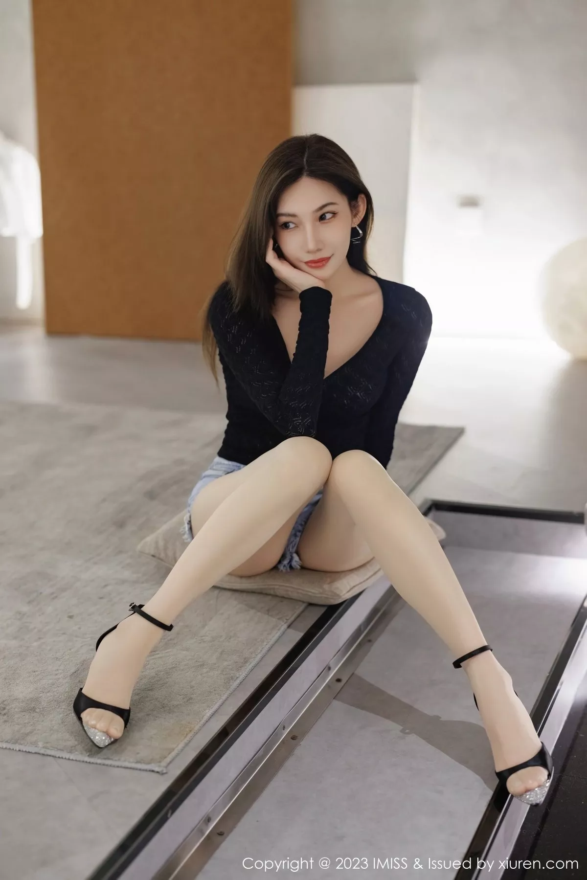 [Imiss爱蜜社]第727期小狐狸写真-秀人资源网